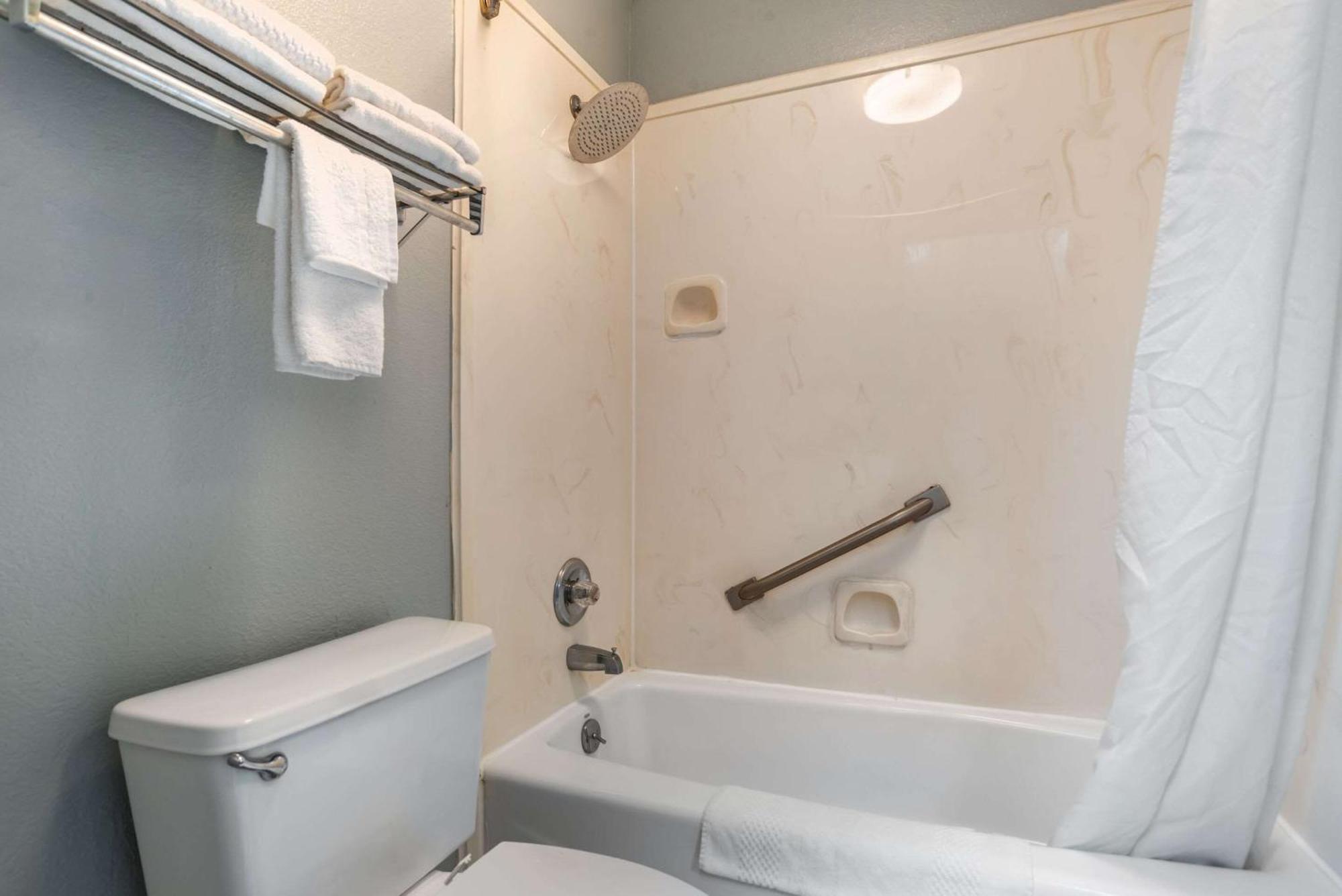 Hotel Econo & Philadelphia