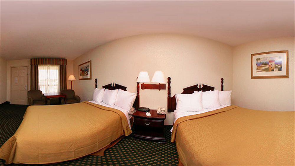 Hotel Econo & 2*